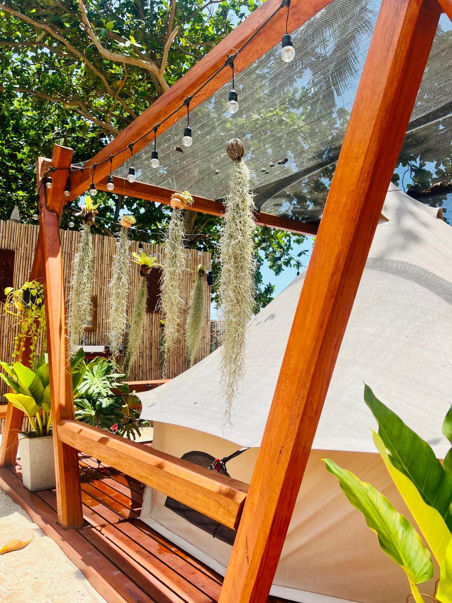 Natures Edge Beachfront Luxury Glamping Koh Tao Exterior photo